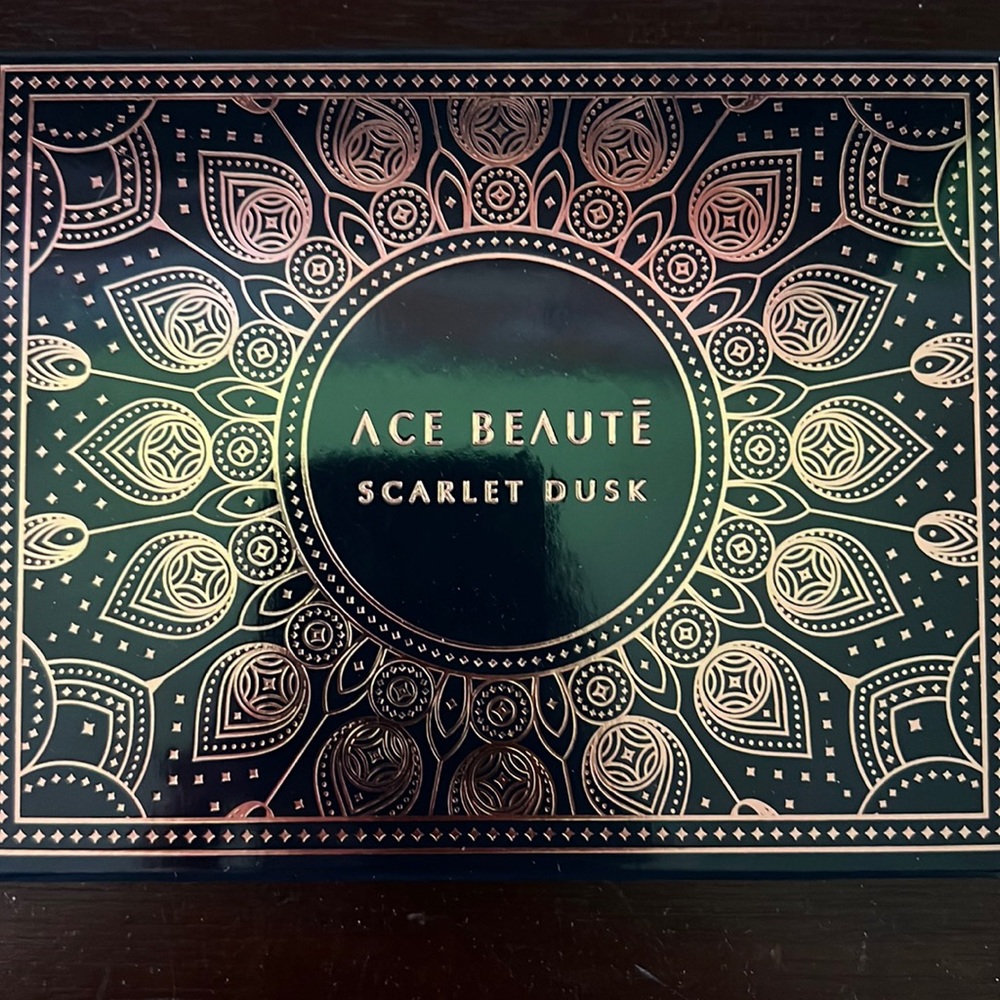 Ace Beaute Scarlet Dusk